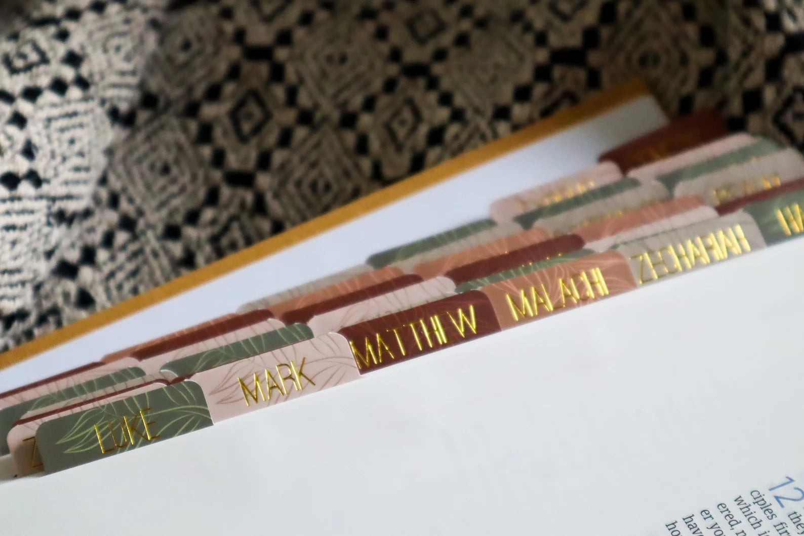 Bible Tabs Earth Tone & Matte-Coated Sticker Tabs